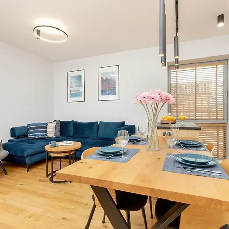 Port Marine With Sea View By Renters * Gdynia