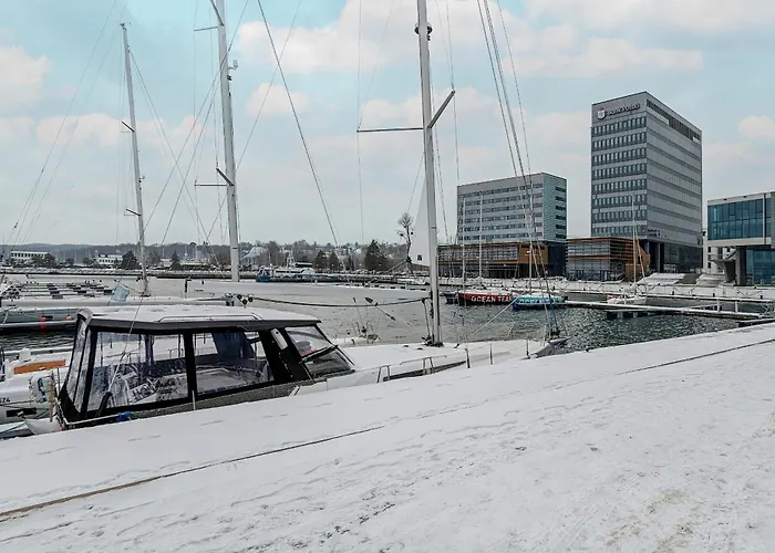 Port Marine With Sea View By Renters Гдыня