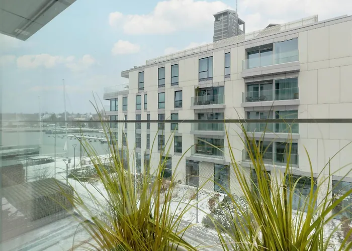 Port Marine With Sea View By Renters